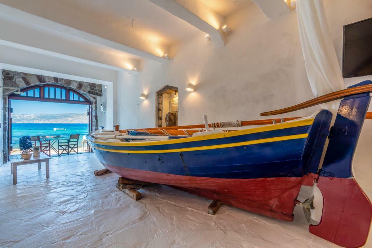 Neosikos Amazing Beach House In Milos Island Villa Klima  Bagian luar foto